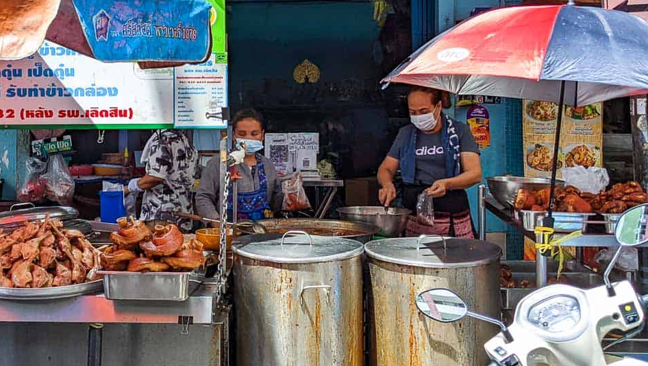 How Does Food Work — Street Food, Spice & “Bangkok Belly”?