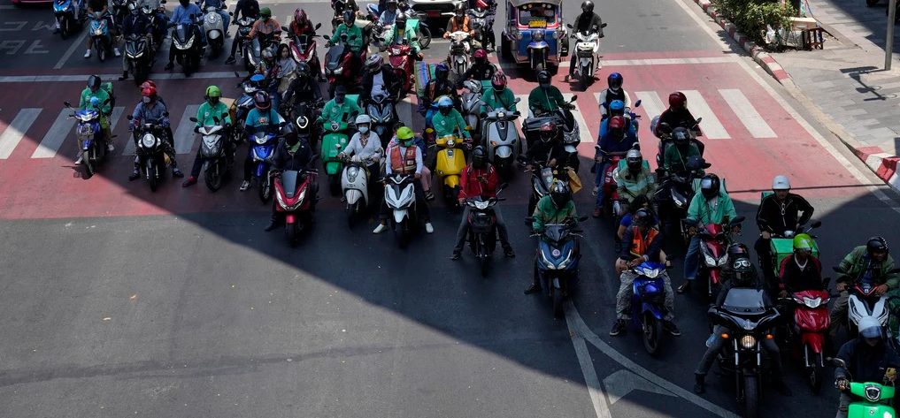 Is the Heat Really That Bad — and How Do You Adapt to It?